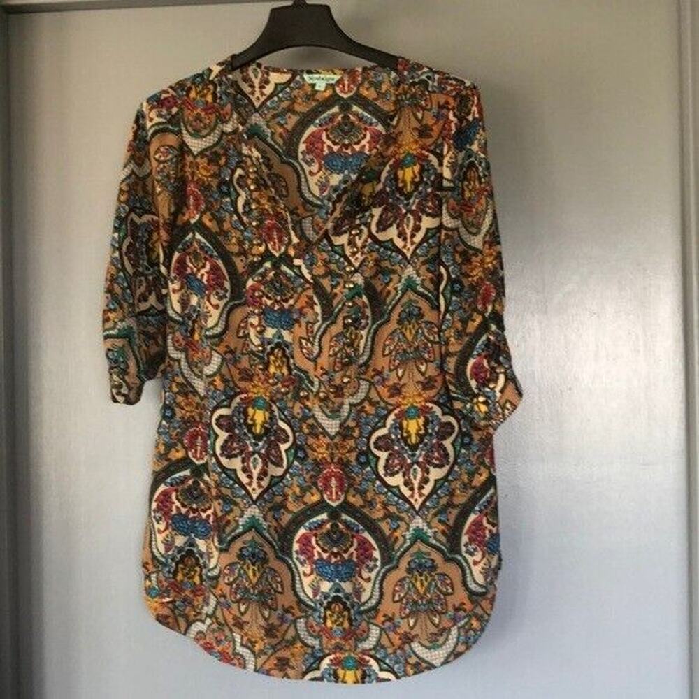 Nostalgia Bohemian Floral Blouse Large V-Neck Studs Short Sleeves Pull Over